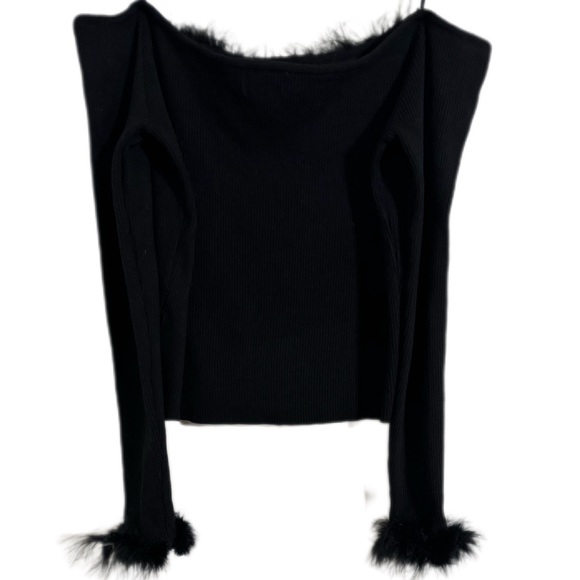 Talent Off The Shoulder Long Sleeve With Feathered Ends Size 3X - Picture 2 of 4